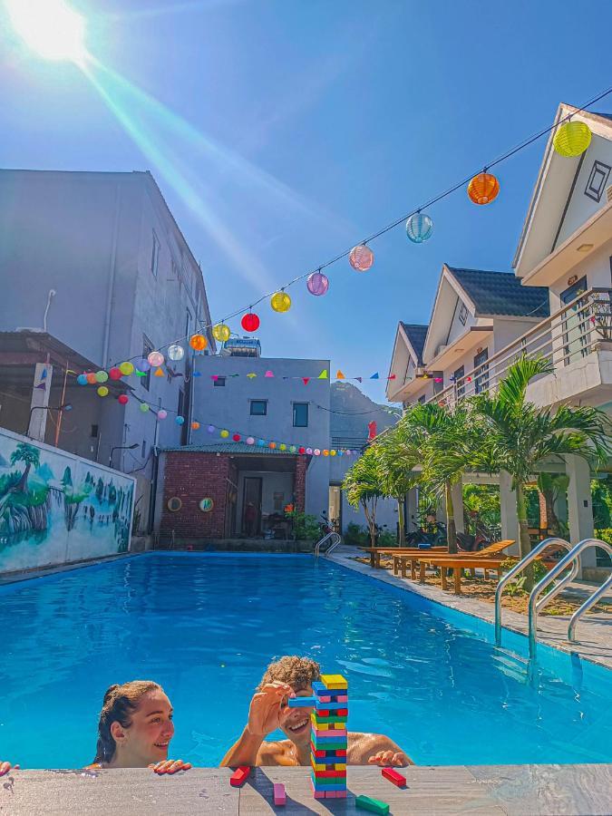 Yolo Pool Bar Villas & Garden Restaurant フォンニャ エクステリア 写真