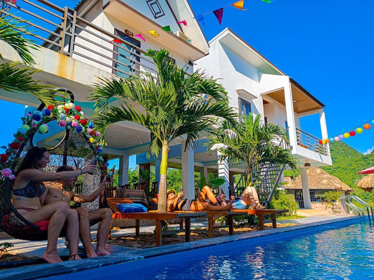 Yolo Pool Bar Villas & Garden Restaurant フォンニャ エクステリア 写真