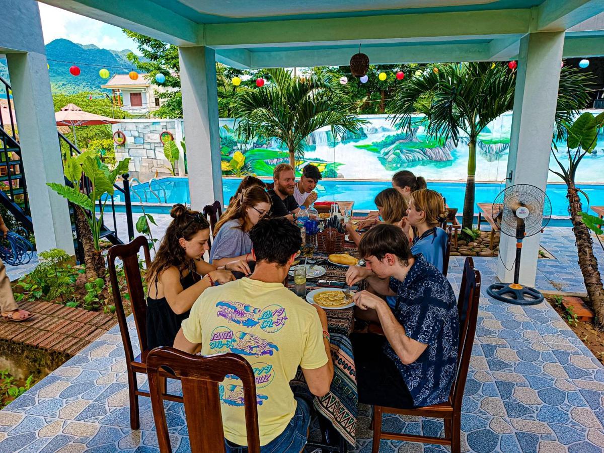 Yolo Pool Bar Villas & Garden Restaurant フォンニャ エクステリア 写真