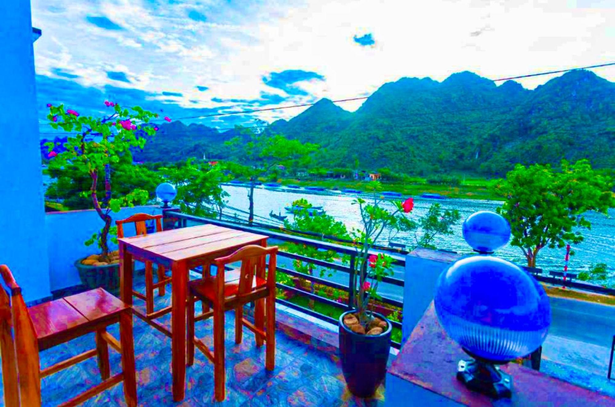 Yolo Pool Bar Villas & Garden Restaurant フォンニャ エクステリア 写真